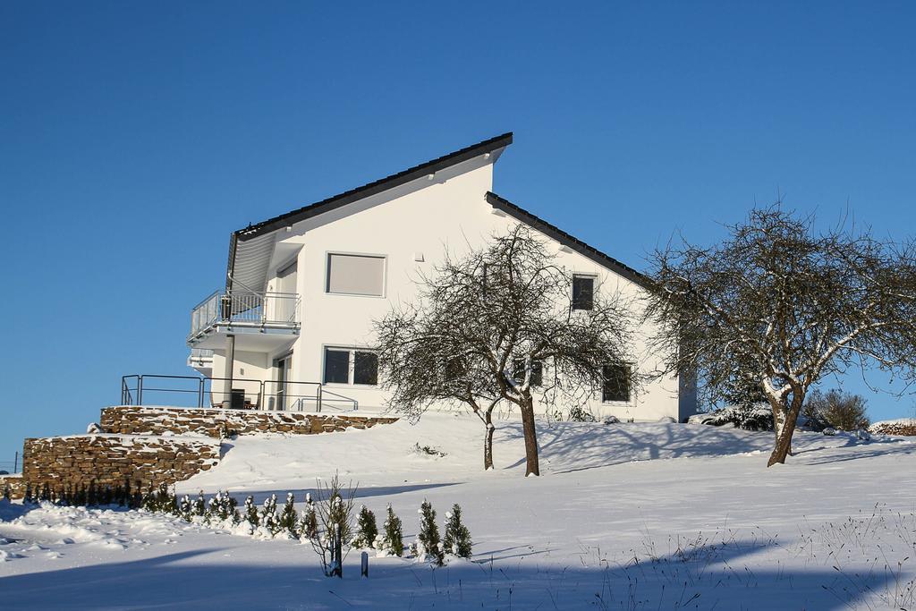 Wellness-Ferienhaus Eifel Feeling Apartment Gillenbeuren Room photo