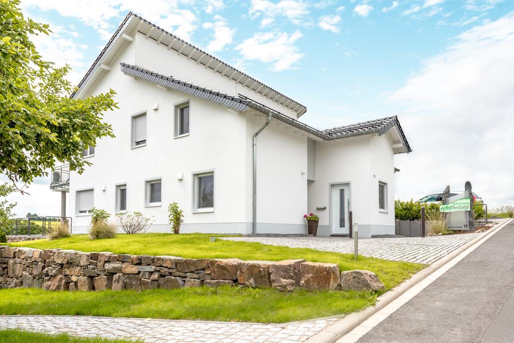 Wellness-Ferienhaus Eifel Feeling Apartment Gillenbeuren Exterior photo